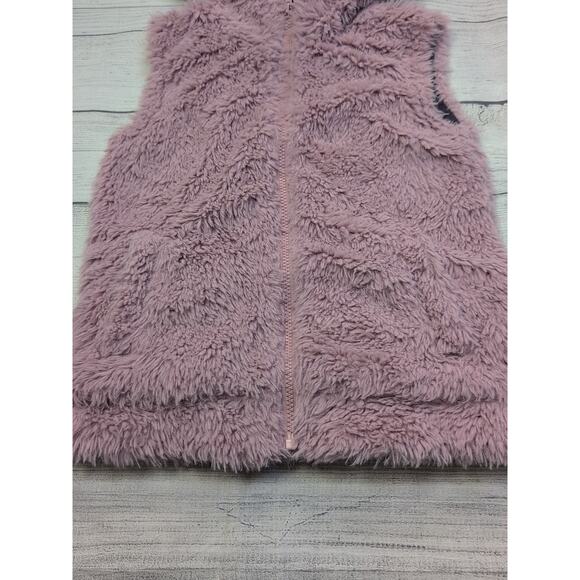 9/10 Mini Boden Purple Sherpa Vest - Picture 3 of 6
